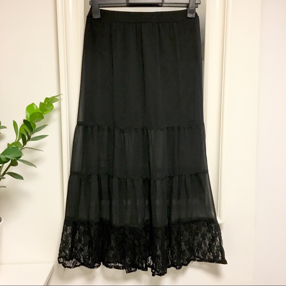 Semi transparent maxi skirt 🖤🖤